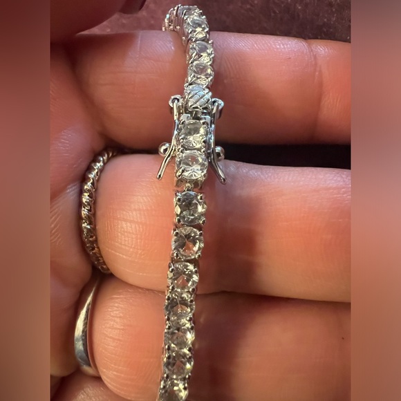 925  Mo Silver Tennis Bracelet with CZ's and Dual Lock Slip Clasp, 7 1/4 Long! - Picture 2 of 14
